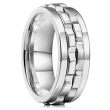 Spinner Gear Ring. A smooth-spinning gear ring for quiet focus and restless fingers.